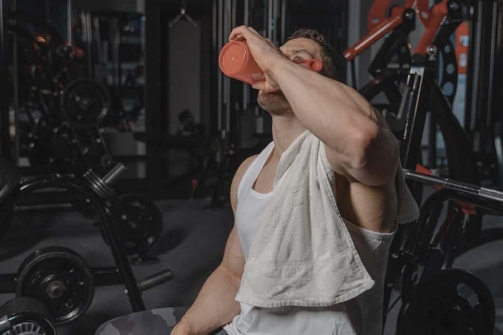 protein shake time after working out on the bench press